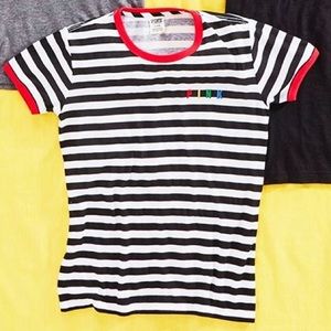 brand new Victoria Secret PINK shirt !